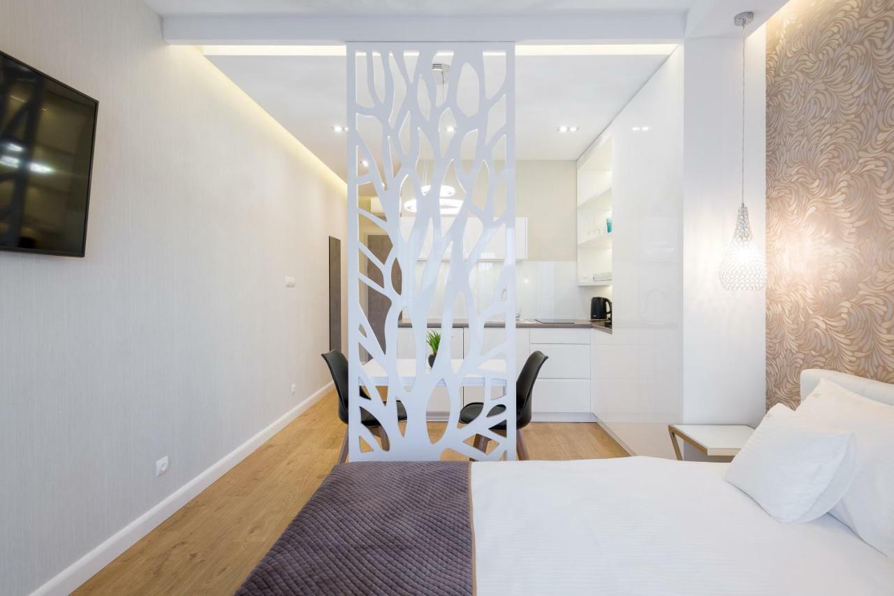 Apartment Raj 3 Ul. Rajska Stare